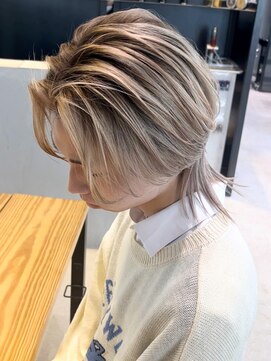 アイティーバイアルバム 下北沢店(IT by ALBUM) ハイライトウルフマッシュパーマハイライト波巻き_ba462531