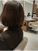 丸いシルエットが大人可愛いショートボブ
