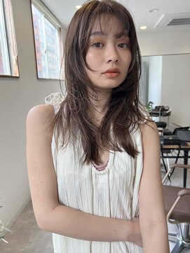 キノ(kino) 大人レイヤーフェイスレイヤー前髪ありくびれ20代30代40代