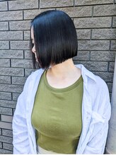 クラス(CLASS) 大人可愛い20，30，40代人気　前下がり切りっぱなしボブ