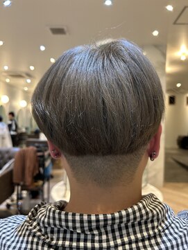 アンフィ 矢向(Anphi) 9-6 メンズライク