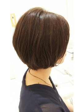 アブニールドール 大山台店 ナチュラルショートボブ