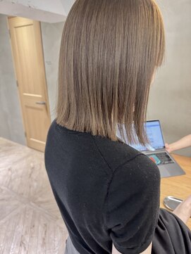 ローレンアオ(LOREN AO) 黒髪/ボブルフ/ネビージュ/小顔/ワンレン/栄/髪質改善/前髪