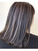 暗髪×ハイライト