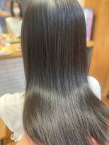 トリート(TREAT)&nbsp;艶髪ヘッドスパを受けられたお客様へア