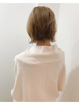 リムヘアーズボウグループ(Rim hairs BEAU group) ショートからの伸ばしかけヘア×ベージュカラー