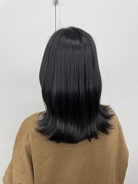 エイト 恵比寿店(EIGHT ebisu) ブルーブラックアッシュ韓国風ミディアム外ハネ