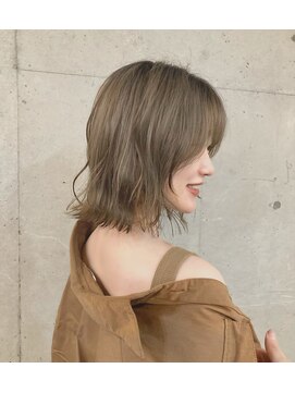 エイトヘアー ガレージ(Eight hair Garage) 切りっぱなし外ハネボブ
