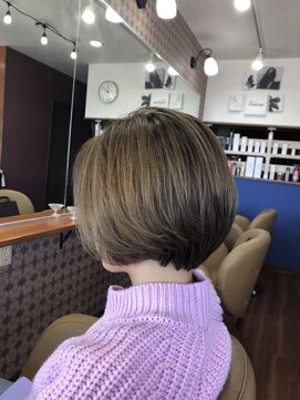 エイチ ヘアーデザイン(h Hair Design) ハイトーンボブ