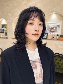 ビュートリアム265(BEAUTRIUM 265) ウルフカット/ミディアムレイヤー/小松菜奈/黒髪/アッシュ