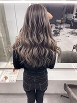 キング 枚方店(K!ng)&nbsp;【枚方、高槻、梅田】ホワイトハイライト