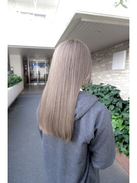 フルールデリズ(fleur de lis) グレージュカラー