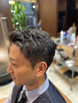 ヘアーモードキクチ 神田日銀通り店 神田ビジネスパーマ