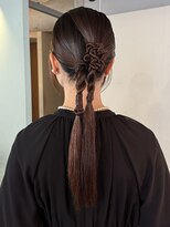 【徳岡】ヘアセット　モードヘアタイトヘア　ロングヘアアレンジ