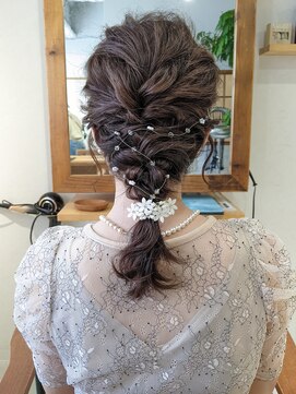 リリィ ヘアデザイン(LiLy hair design) 【LiLy新井】編みおろし