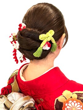 ヘアースペース ミツオ(hair space MITSUO) きれい 面シニヨン