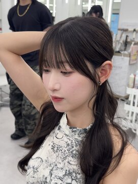 アマトウキョウスマートサロン(AMA TOKYO×Smart Salon) くびれレイヤー/顔まわりカット/くびれ巻き/レイヤーカット