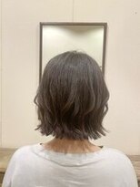 サンズ アイニー(SUNS ini)&nbsp;アッシュベージュ x ランダムカールボブ