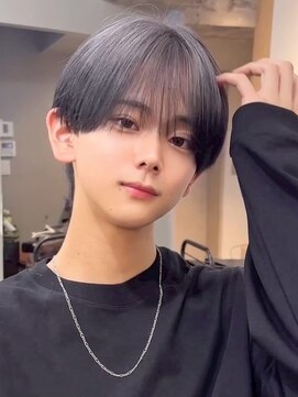 ナチュラル 渋谷(NATURAL) フェザーパーマ／スパイキーショート［メン ズ／渋谷］