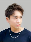 Haleブルーブラックニュアンスパーマスパイキーショートバーバー