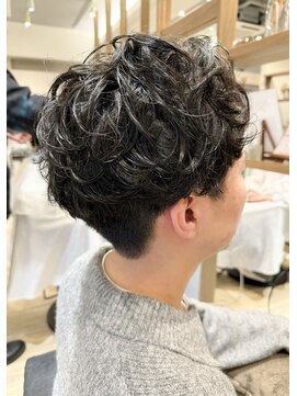 かっこよくイメチェン！メンズニュアンスパーマ