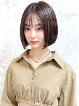 切りっぱなしショートボブ×透明感カラー艶髪小顔カットp川口
