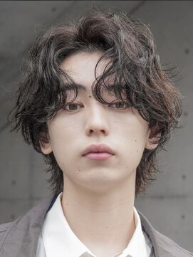 フィフス 大分(fifth) 大分無造作シャドウパーマメンズカットセンターパートミディアム