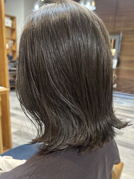 コル アサヒカワ(col asahikawa) グレージュ×外ハネボブ