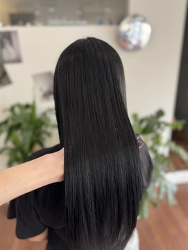 アロハナ 津店(ALOHANA) ブルーブラック/透明感カラー/赤み消し/髪質再生/20代/学割/艶髪