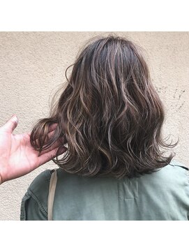 ワエン(WAEN) ハイコントラストグレージュ