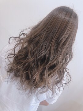 ラビス 浦和(Lovis) デザインカラー/レイヤーカット/ウェットヘア/夏のヘアアレンジ