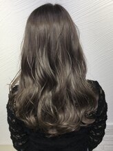 ロアー ヘアー マックイーン 流山おおたかの森店(RAWR hair McQueen)