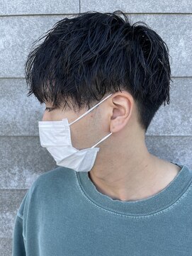 ヒュイル バイ ニアウ(Hwyl by Niau) メンズマッシュパーマスパイラルパーマニュアンスパーマ