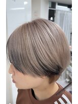 サロンドニケ&nbsp;エフェクトブリーチ痛ませないブリーチでサラ艶ピンクベージュ