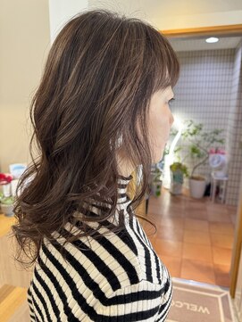 パラゴ(PARAGO.) 大きめカールのデジタルパーマ