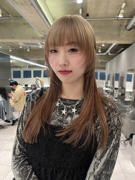 ダブ アオヤマ(DaB AOYAMA) ベージュルーツカラー顔まわりレイヤーマッシュバング