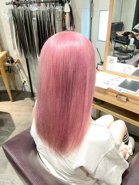 アフィナー(Afinar) 【横浜/横浜駅】韓国風ピンクカラーで艶感ストレート