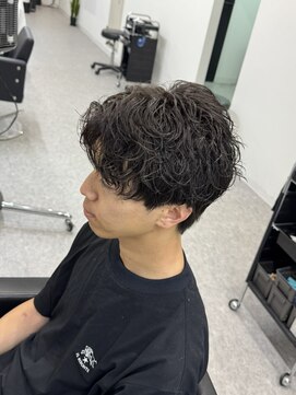 ブライト(BRIGHT) シャドウパーマセンターパート