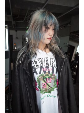 ギークス(GEEKS) 【GEEKS渋谷】ロングレイヤー/デザインカラー/冬カラー/前髪あり