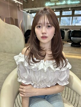 グロー 大宮(GLROW) ▲レイヤーカット顔まわり前髪矯正グレージュharuhi