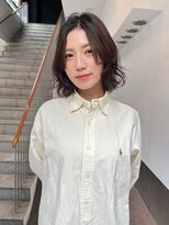 トリッカ シブヤ(TRICCA SHIBUYA)&nbsp;レイヤーミディ/外ハネくびれ/大人ボブ