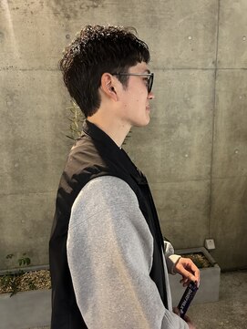 バイ ユア オウン フラワーズ コロン カバ 松本駅前(buy your own flowers : kava) 【松本市】メンズパーマベリーショートスパイキーショート