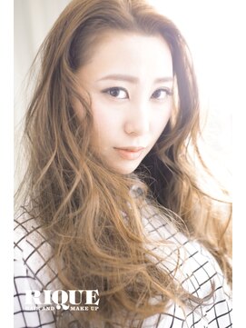 リーク(RIQUE) ウェーブなロング