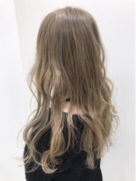 アヴァンス 江坂店(AVANCE.) 【星野良太】ハイトーンアッシュ　デザインカラー