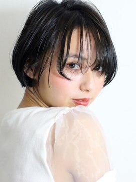 ティア ヘアデザイン(Theia hair design) <倉敷・中島/Theia>ミニマムに個性を引き出すウェットショート