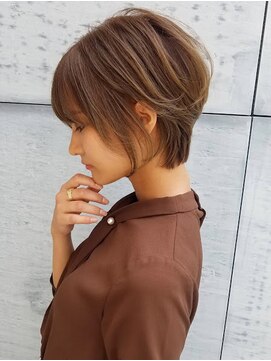 トゥーナ 表参道(tona) 20代30代40代50代60代アースカラーくびれヘア似合わせカット