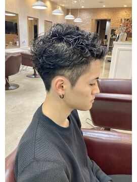 オーストヘアーフィガロ 本通り店(Aust hair Figaro) めんずパーマ　バリっとかっこよく！