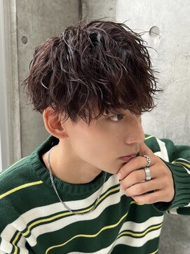 フィフス トウキョウ (fifth TOKYO) ツイストスパイラルパーマツーブロック刈り上げメンズマッシュ