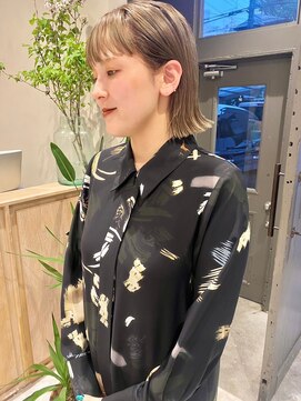 フェンヘアーアイス 中目黒(Fen.hair ici) 10代20代★大人かわいいダブルカラーブリーチミルクティーカラー