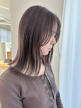 イノセントヘア(innocent.hair) グレージュニュアンスカラーミディアムストレート